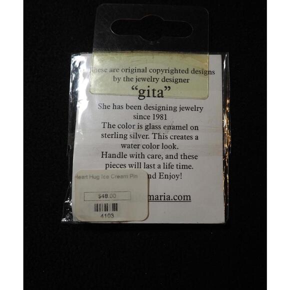 Gita Maria Charme Enamel Heart Shawl Scarf Pin - Picture 2 of 2